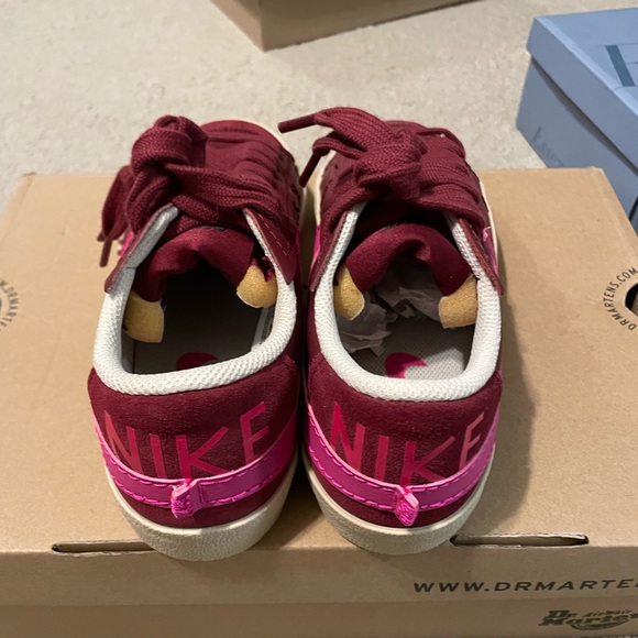 Moving Sale | NEW Nike Blazer Low 77 Jumbo
Team Red Pink Prime Rattan (Women's) - Picture 4 of 6